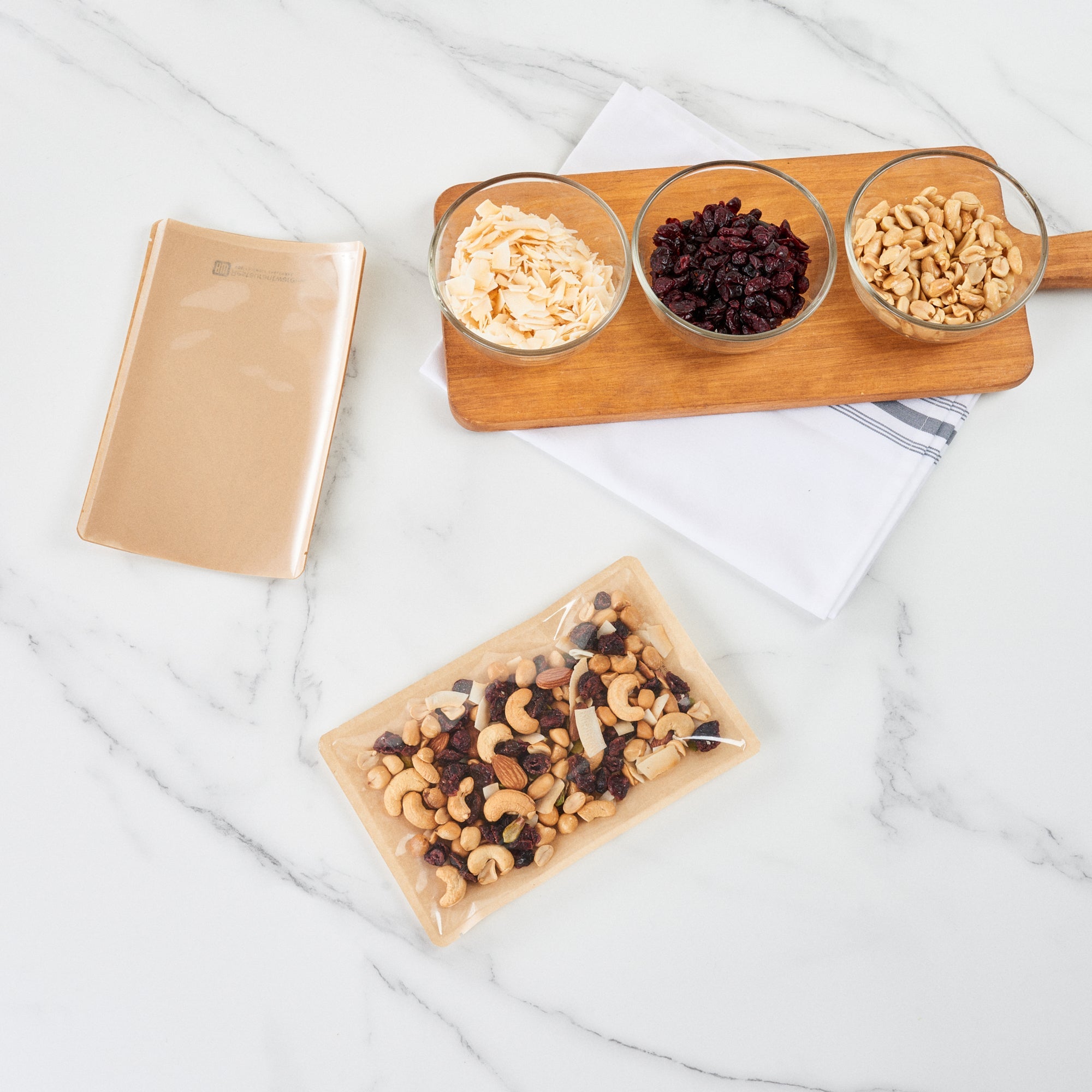 Bag Tek Kraft Plastic Small Sandwich and Snack Bag - Heat Sealable - 8 1/4" x 5 1/4" - 100 count box