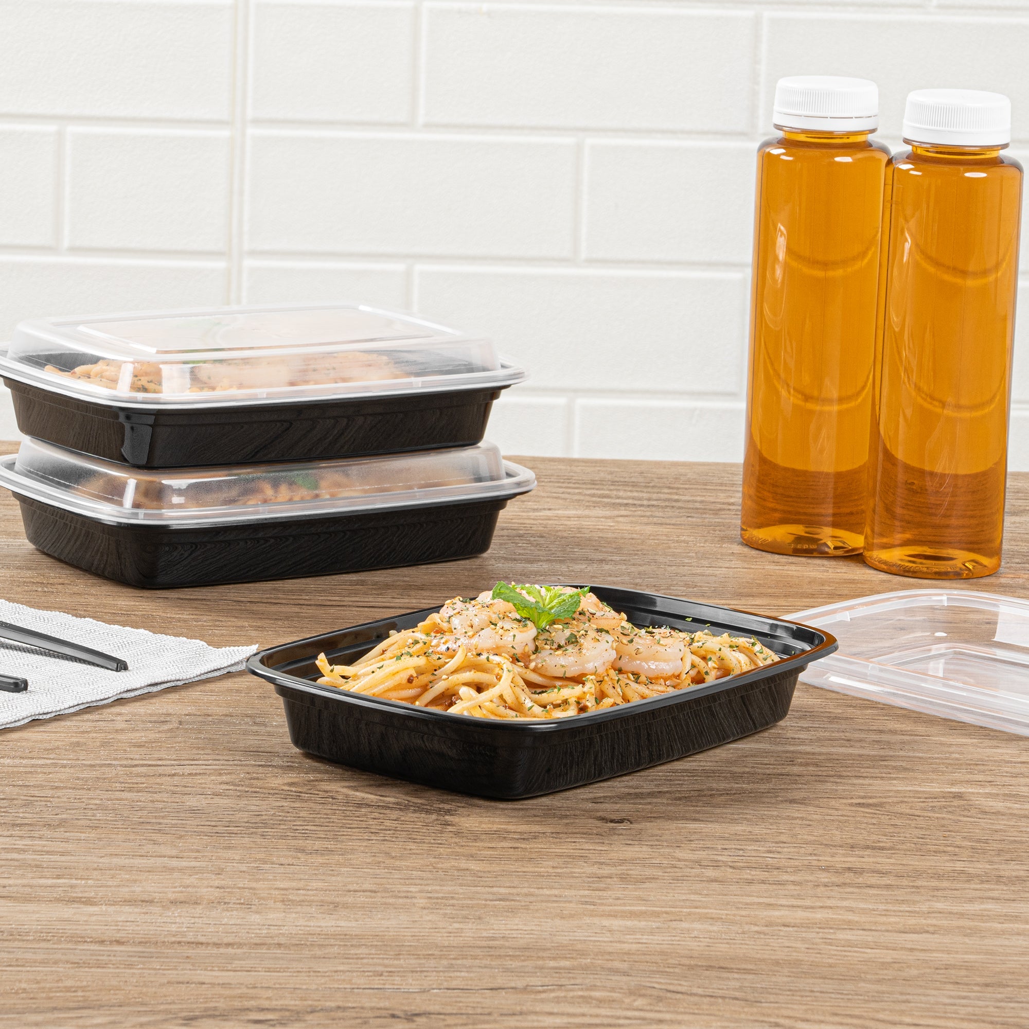 Asporto 16 oz Rectangle Black Plastic To Go Box - with Clear Lid, Microwavable - 7 3/4" x 5 1/2" x 1 1/2" - 100 count box