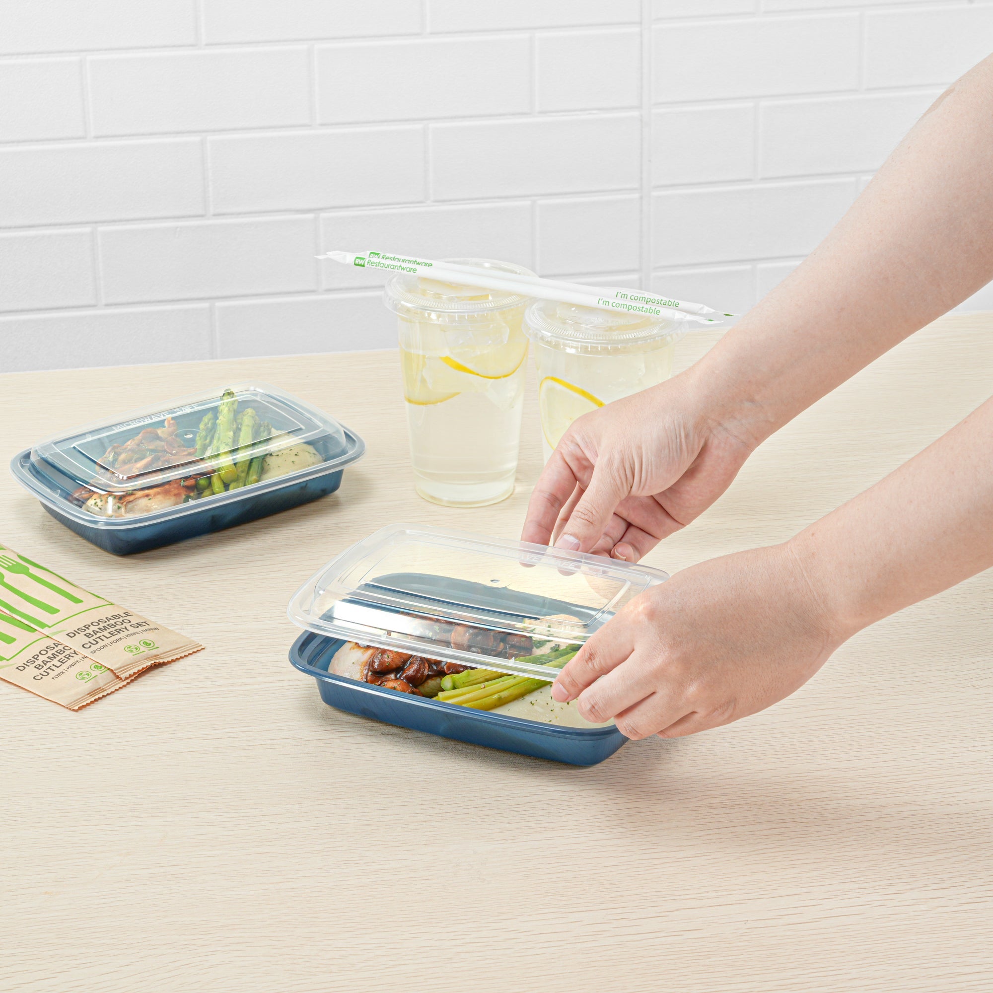 Asporto 16 oz Rectangle Midnight Blue Plastic To Go Box - with Clear Lid, Microwavable - 7 3/4" x 5 1/2" x 1 1/2" - 100 count box
