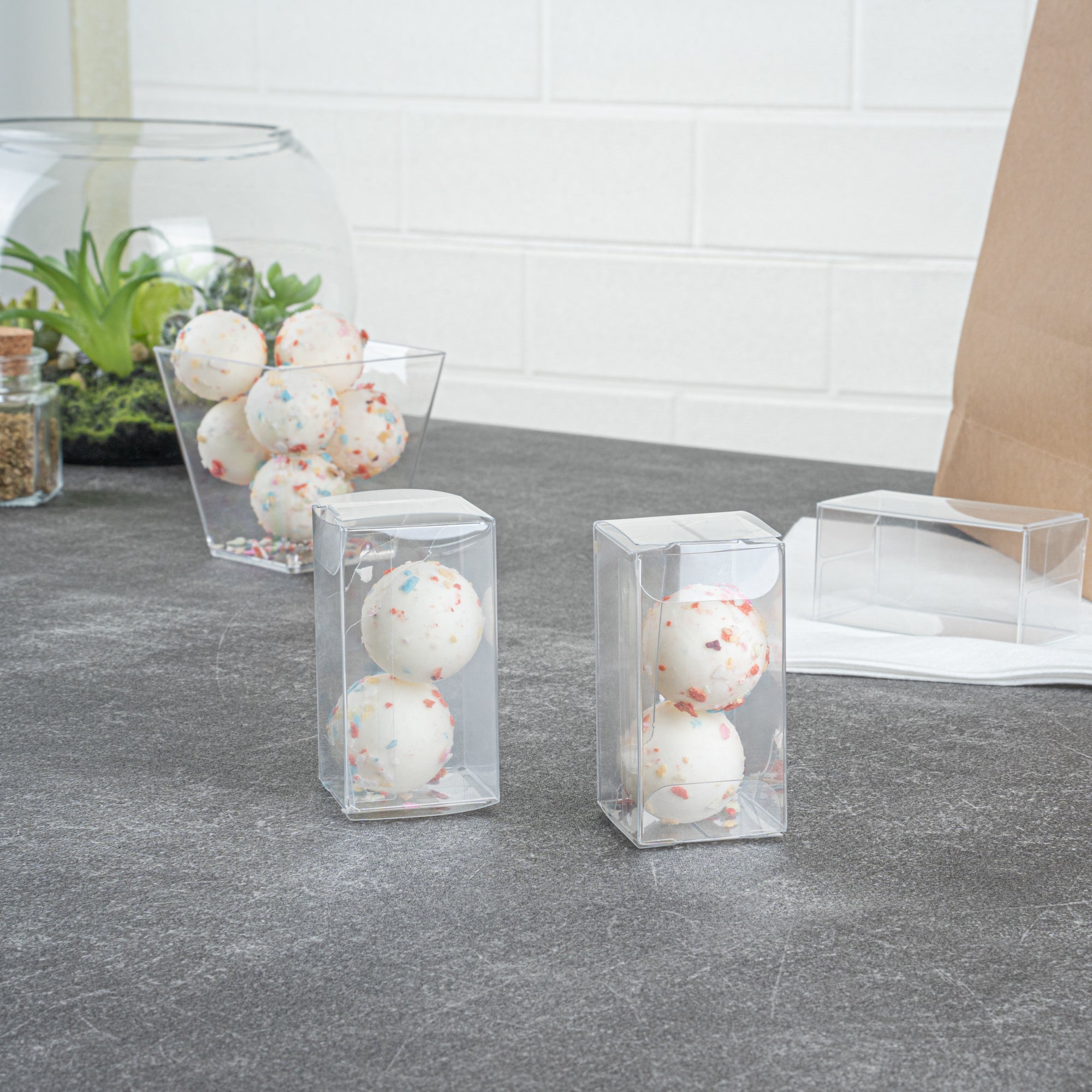 Sweet Vision Clear Plastic Candy Box - Tuck Top, with Sleeve - 1 1/2" x 1 1/2" x 2 3/4" - 100 count box
