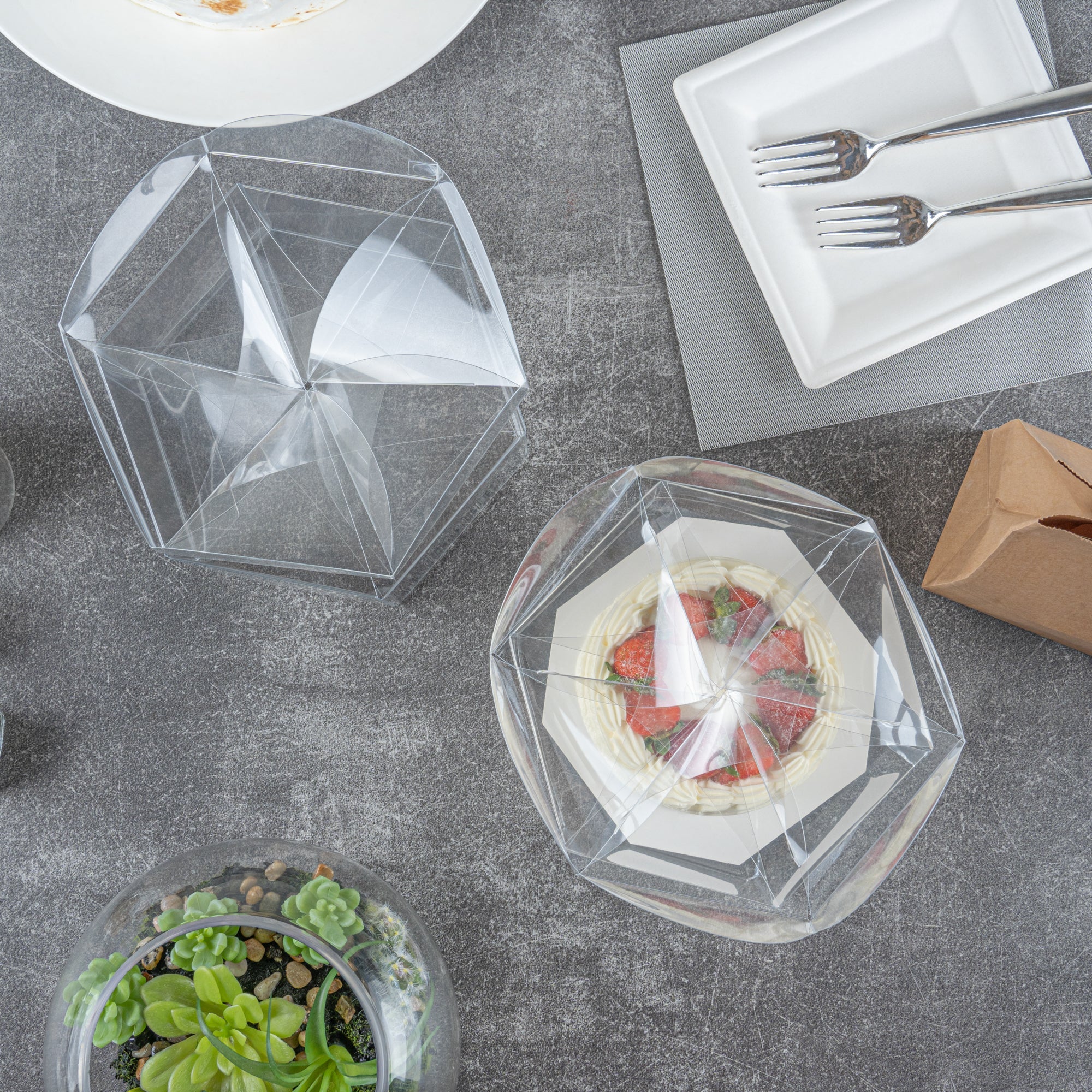 Sweet Vision Clear Plastic Gift Box - Flower Top - 6 1/2" x 7 1/2" x 7 3/4" - 100 count box