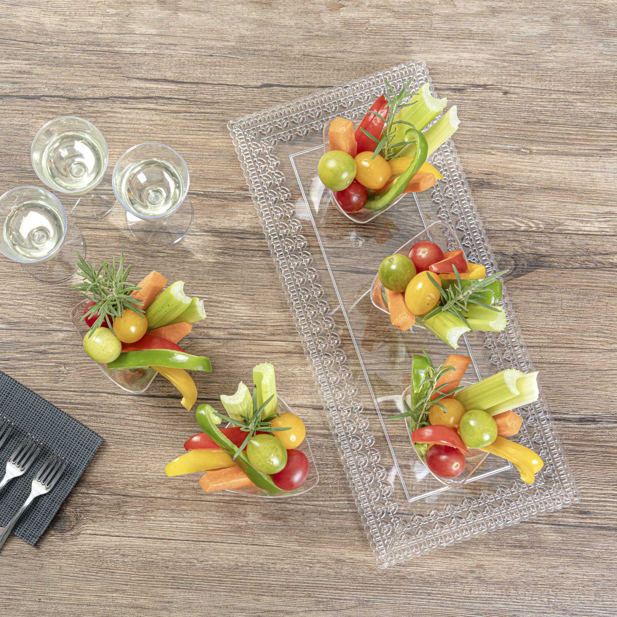 Mini Serve 4 oz Clear Plastic Mini Crescendo Cup - 3" x 3" x 2 3/4" - 20 count box