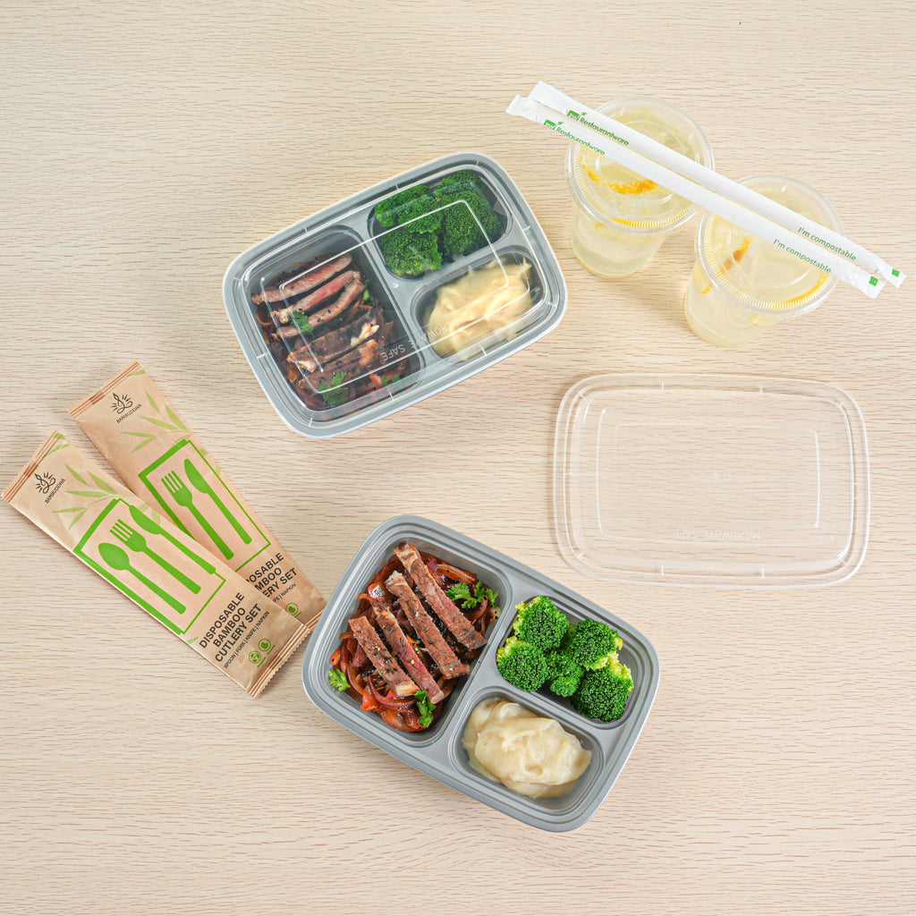 Asporto 26 oz Silver Plastic 3 Compartment Food Container - with Clear Lid, Microwavable - 8 3/4" x 6" x 1 3/4" - 100 count box