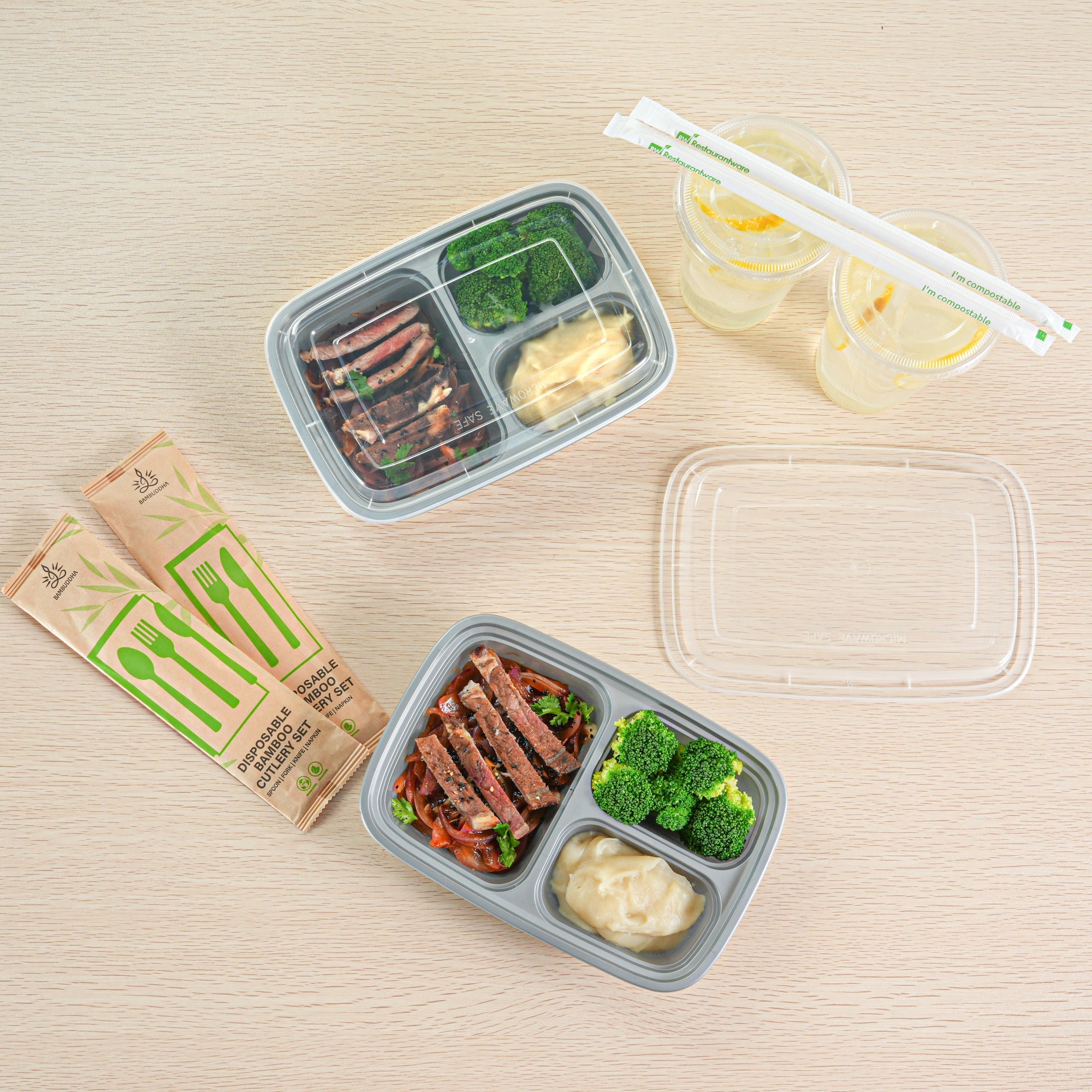 Asporto 26 oz Silver Plastic 3 Compartment Food Container - with Clear Lid, Microwavable - 8 3/4" x 6" x 1 3/4" - 100 count box