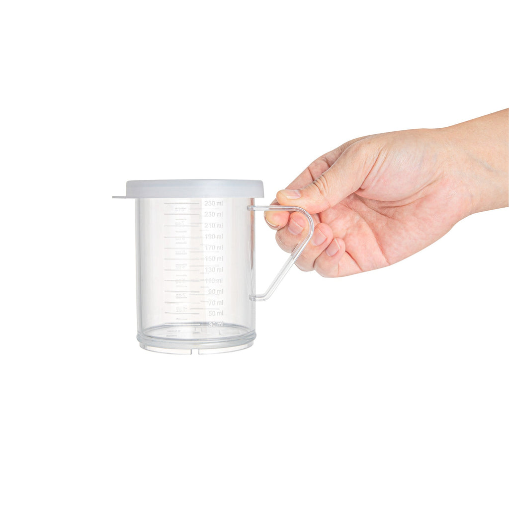Chef 101 10 oz Clear Polycarbonate Dredge Spice Shaker - with White Extra Coarse Lid - 4 3/4" x 3 1/4" x 4" - 1 count box