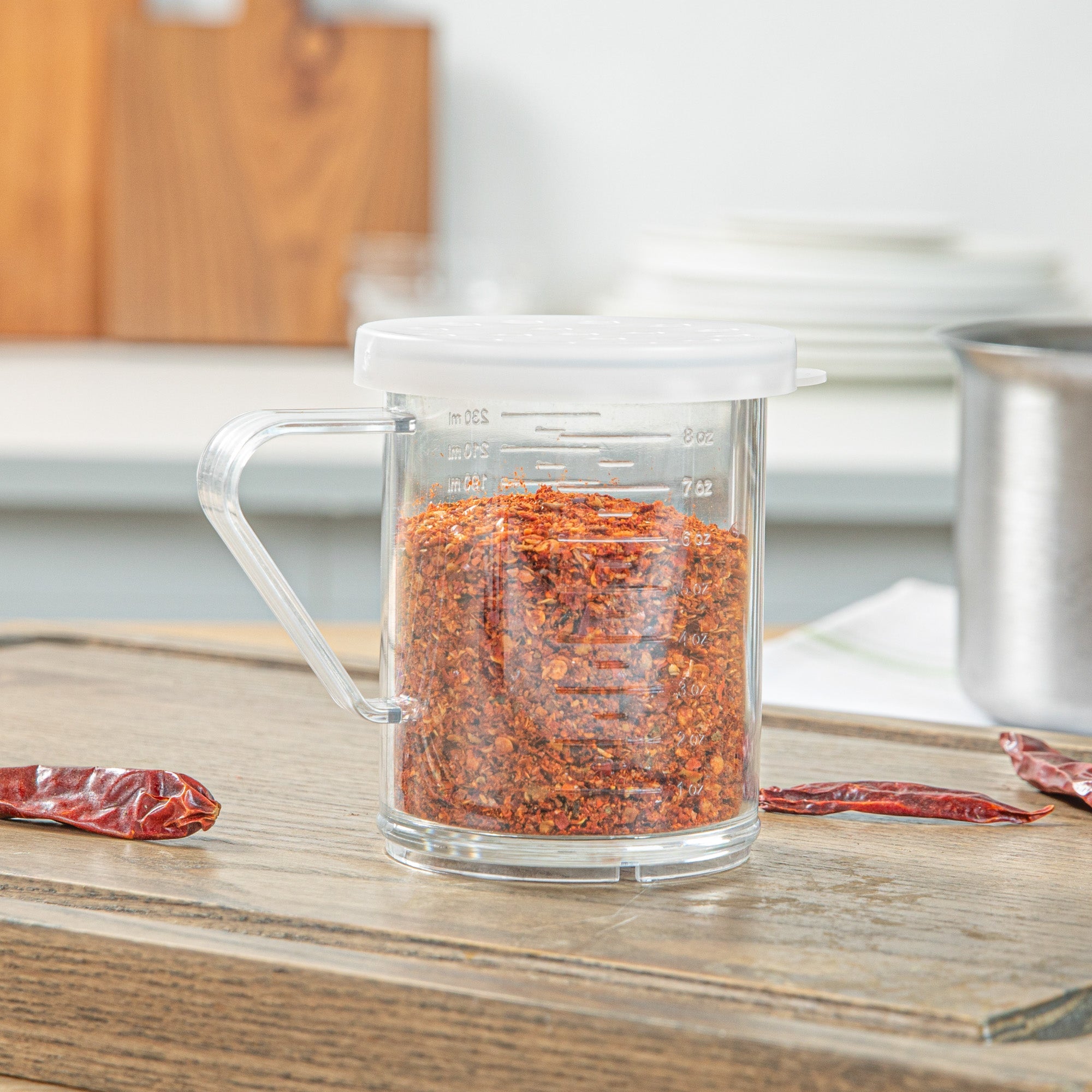Chef 101 10 oz Clear Polycarbonate Dredge Spice Shaker - with White Extra Coarse Lid - 4 3/4" x 3 1/4" x 4" - 1 count box
