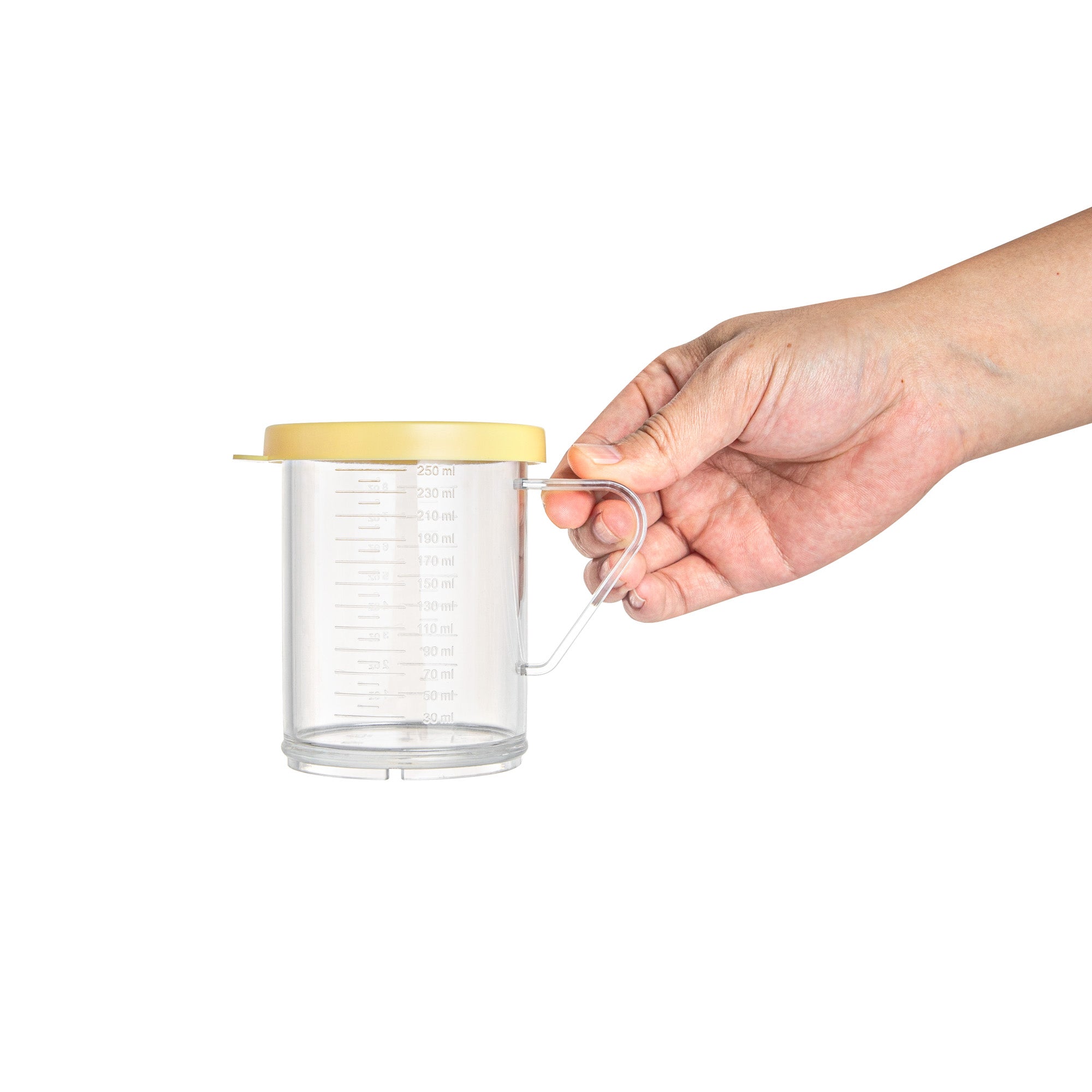 Chef 101 10 oz Clear Polycarbonate Dredge Spice Shaker - with Yellow Coarse Lid - 4 3/4" x 3 1/4" x 4" - 1 count box