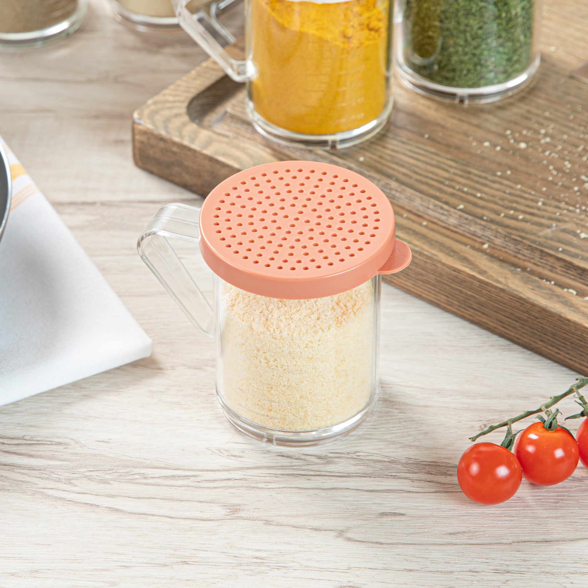 Chef 101 10 oz Clear Polycarbonate Dredge Spice Shaker - with Rose Medium Lid - 4 3/4" x 3 1/4" x 4" - 1 count box