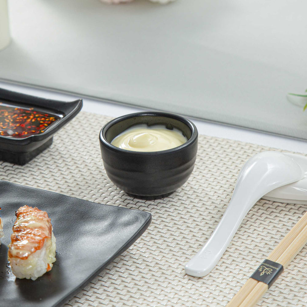 Voga 2 oz Round Black Melamine Condiment Cup - Japonais - 2 1/2" x 2 1/2" x 1 1/2" - 10 count box