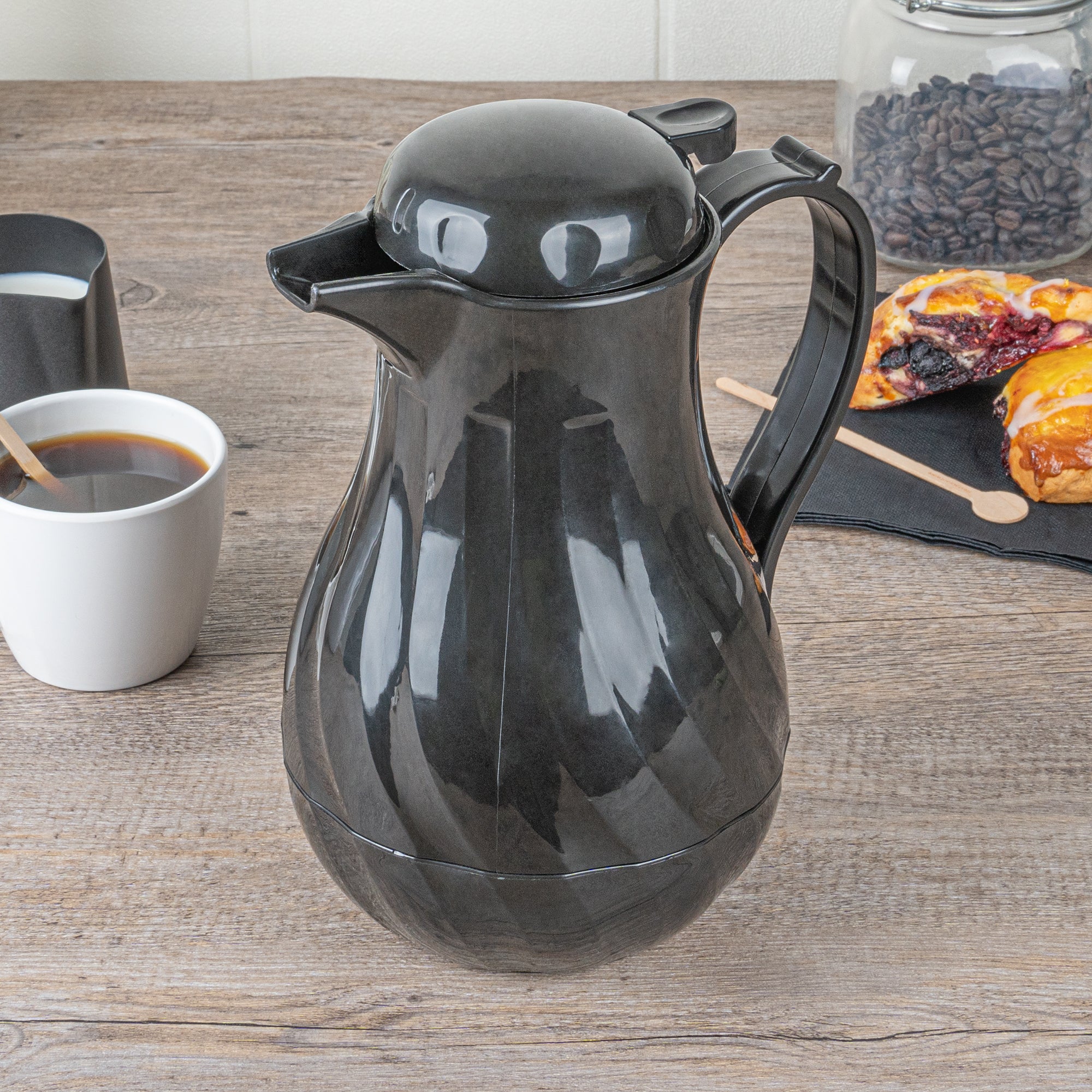 Restpresso 42 oz Black Thermal Coffee Carafe / Server - 8" x 6" x 10" - 1 count box