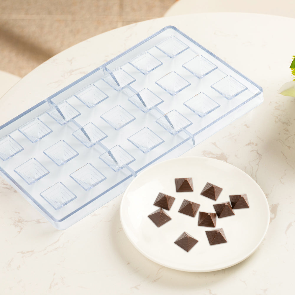 Pastry Tek Polycarbonate Pyramid Candy / Chocolate Mold - 21-Compartment - 1 count box