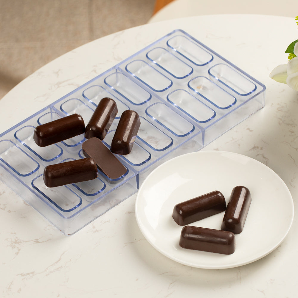 Pastry Tek Polycarbonate Oblong Candy / Chocolate Mold - 18-Compartment - 1 count box