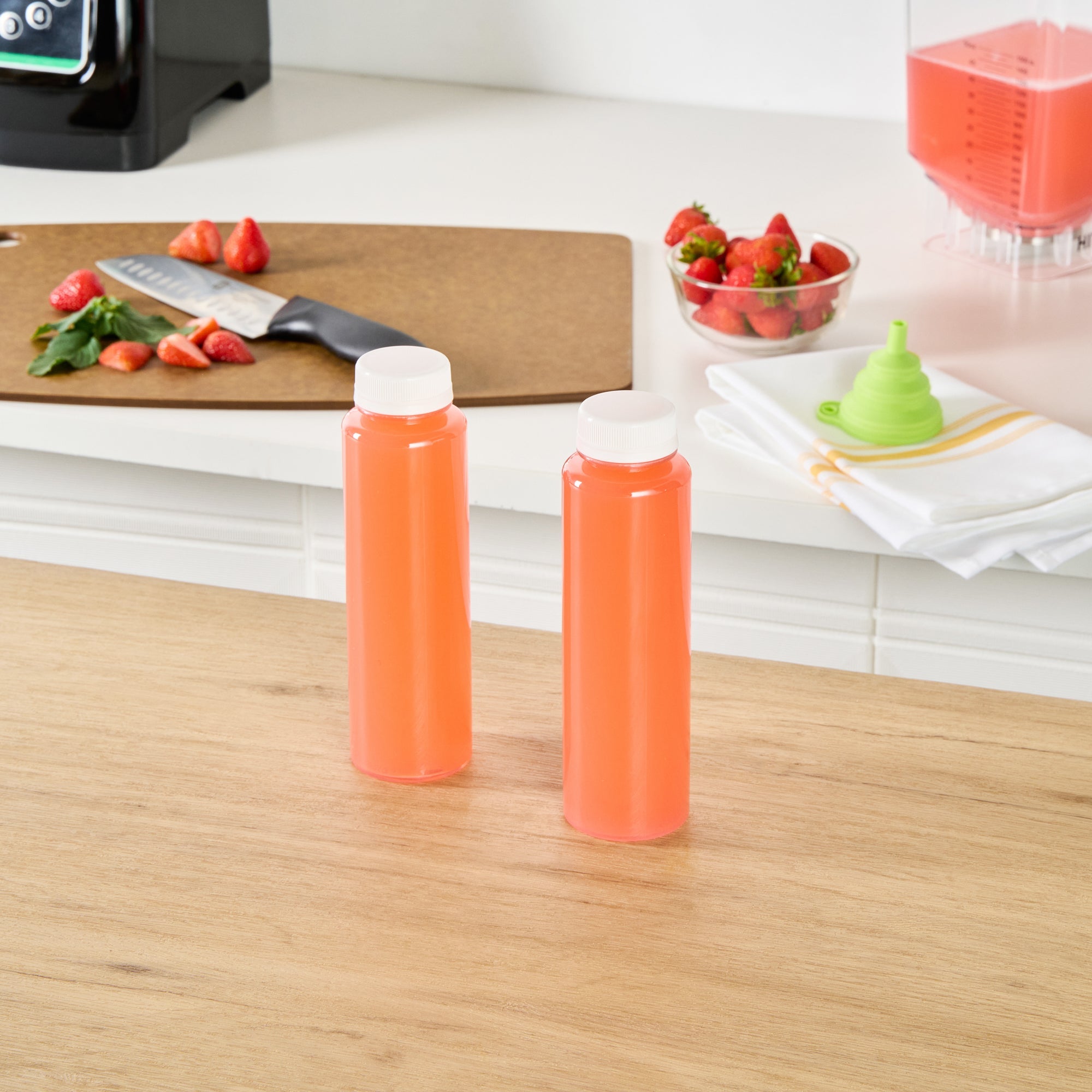 Bottle Tek 12 oz Round Clear Plastic Cold Pressed Juice Bottle - with Safety Cap - 2" x 2" x 7 1/4" - 100 count box