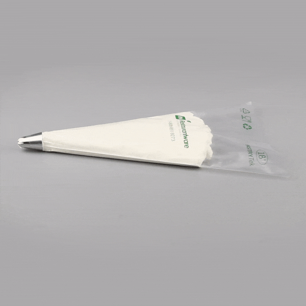 Pastry Tek Clear Plastic Easy Grip Pastry Piping Bag - Recyclable - 18" x 9 1/2" - 100 count box