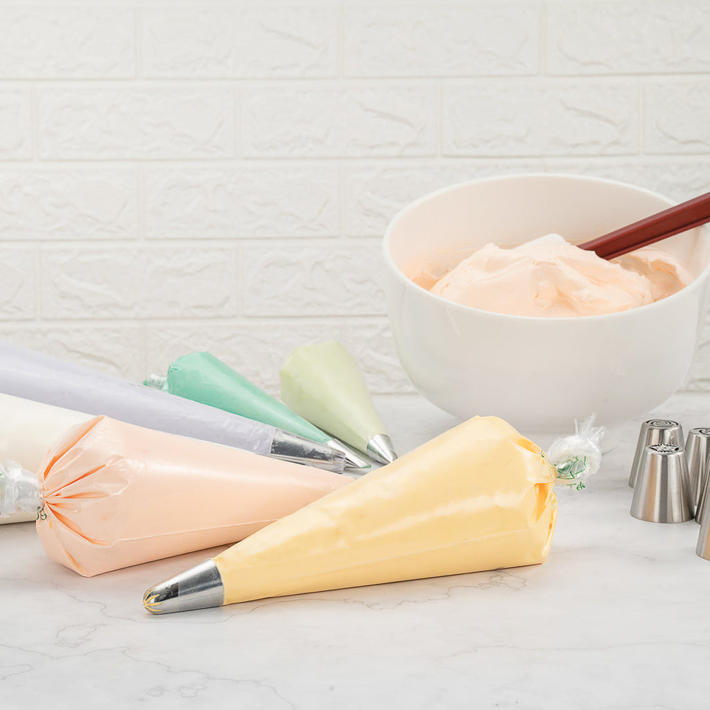 Pastry Tek Clear Plastic Easy Grip Pastry Piping Bag - Recyclable - 18" x 9 1/2" - 100 count box