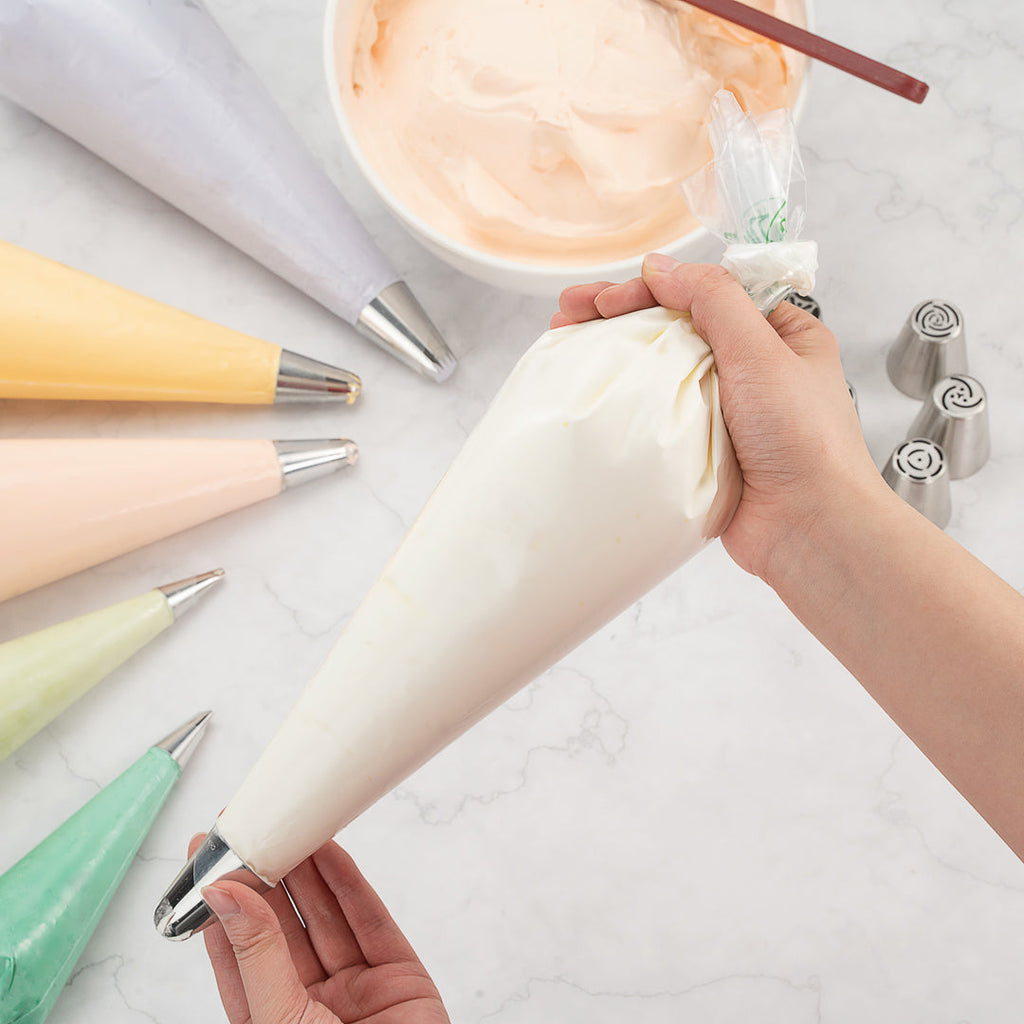 Pastry Tek Clear Plastic Easy Grip Pastry Piping Bag - Recyclable - 21" x 10 3/4" - 100 count box