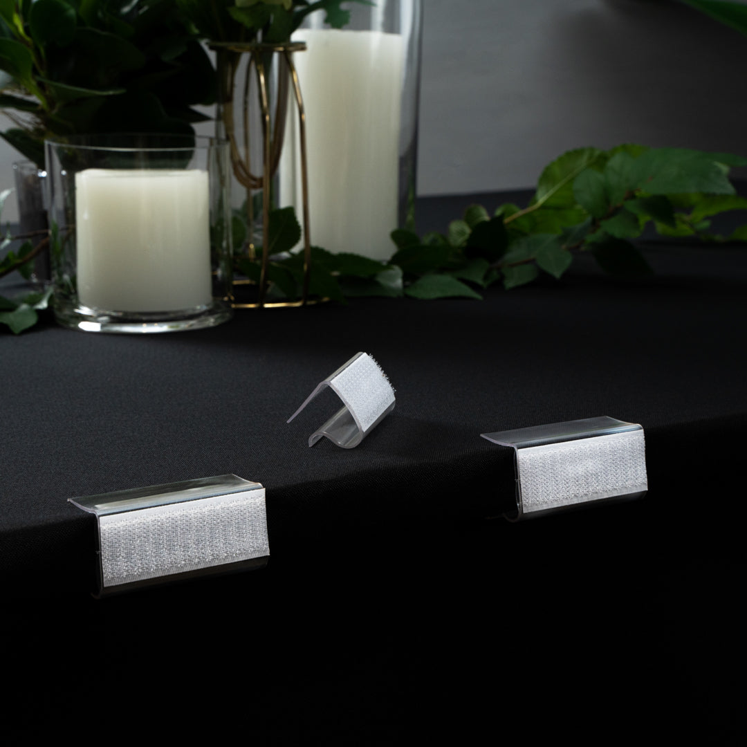 Table Tek Rectangle Clear Plastic Table Cover / Tablecloth Clip - for 3/4" to 1" Thick Tables - 2 1/2" x 1" x 1" - 100 count box