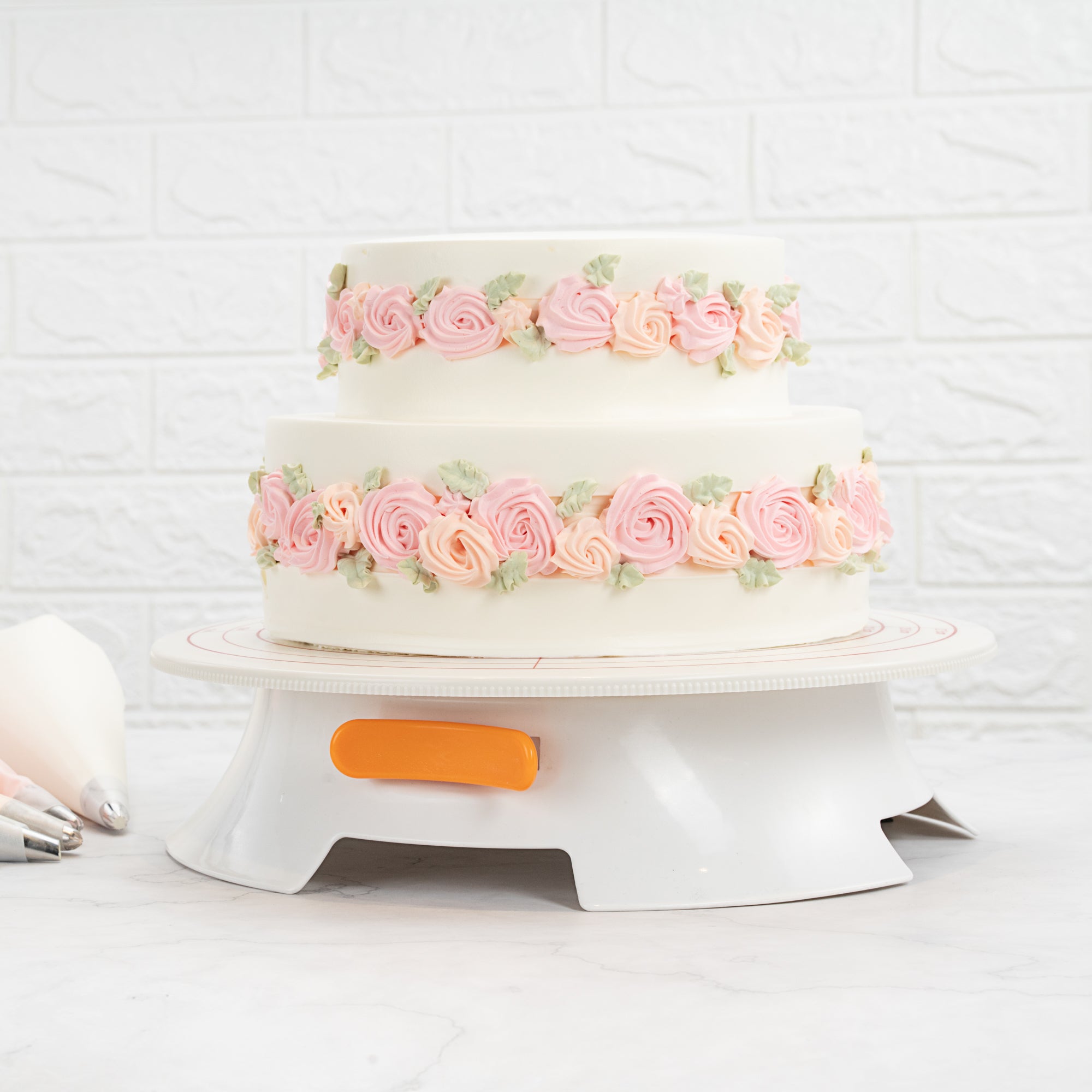 Pastry Tek Round White Plastic Revolving Cake Stand / Turntable - Non-Slip Base - 12" - 1 count box