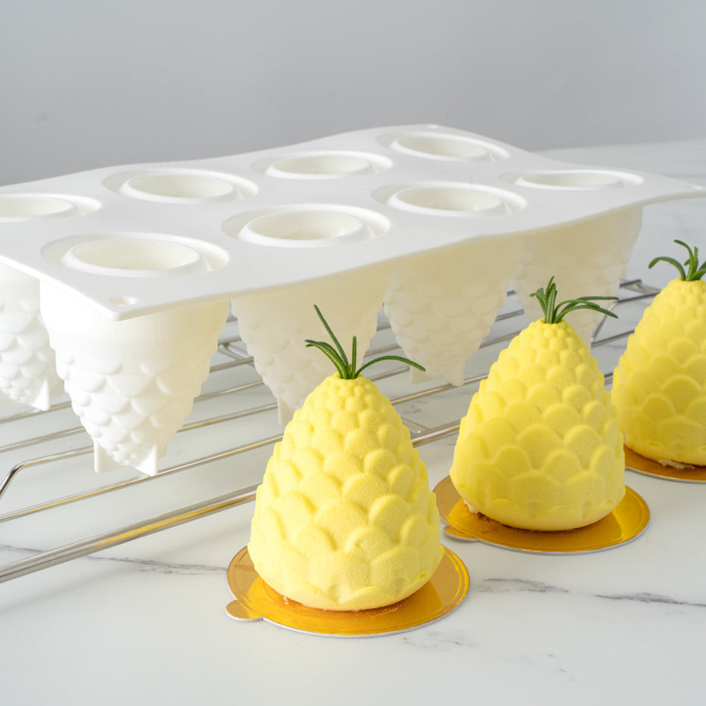 Pastry Tek Silicone Pineapple Baking Mold - 8-Compartment - 1 count box