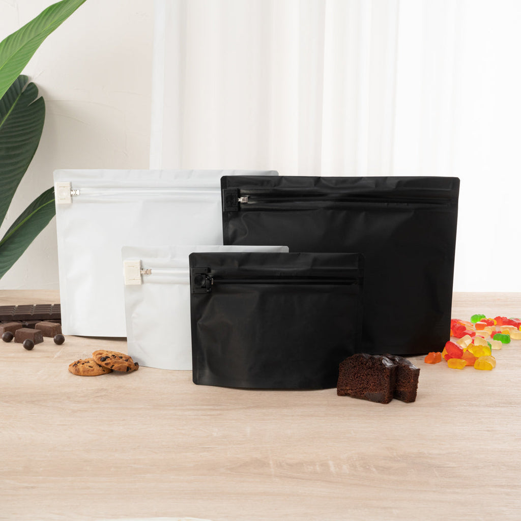 High Level Black Plastic Locking Pouch - Child-Resistant - 8" x 2 1/4" x 6" - 10 count box