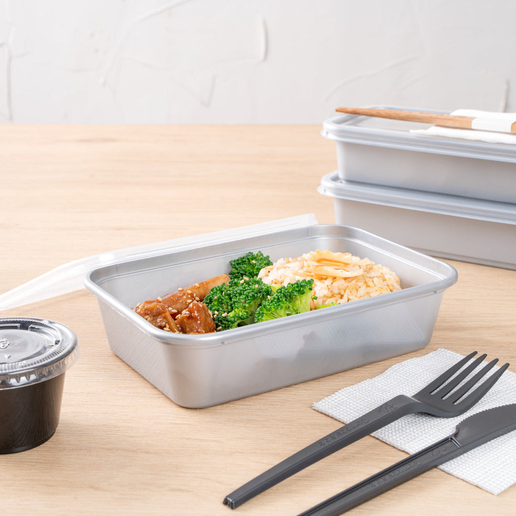 Futura 17 oz Silver Plastic Take Out Container - with Clear Lid, Microwavable - 6 3/4" x 4 1/2" x 2" - 100 count box