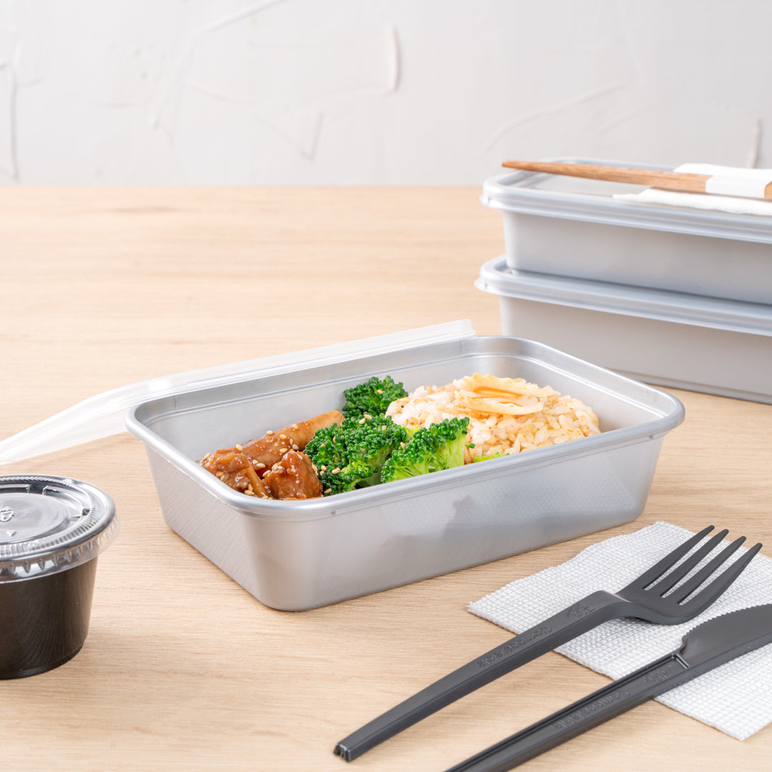 Futura 17 oz Silver Plastic Take Out Container - with Clear Lid, Microwavable - 6 3/4" x 4 1/2" x 2" - 100 count box