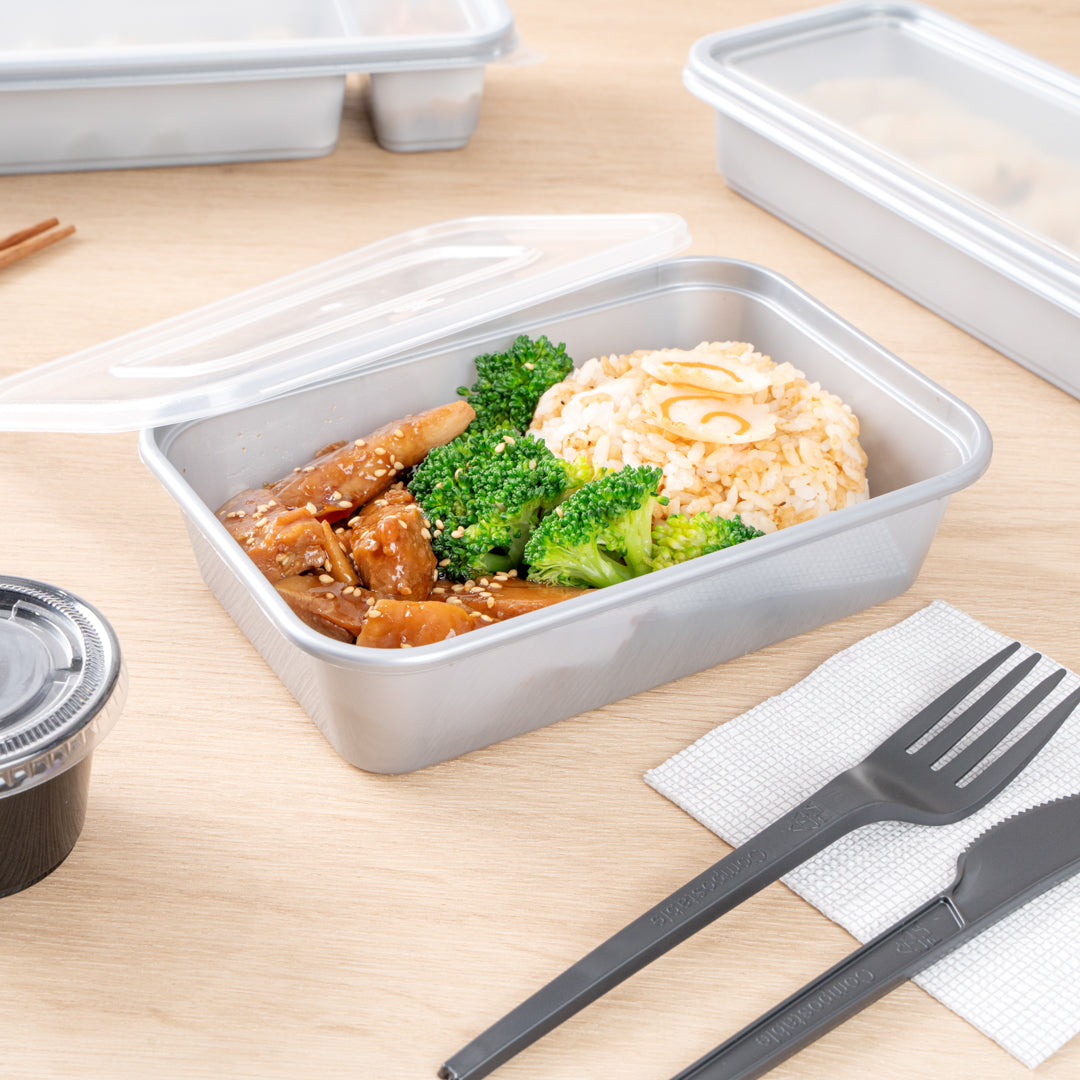 Futura 17 oz Silver Plastic Take Out Container - with Clear Lid, Microwavable - 6 3/4" x 4 1/2" x 2" - 100 count box