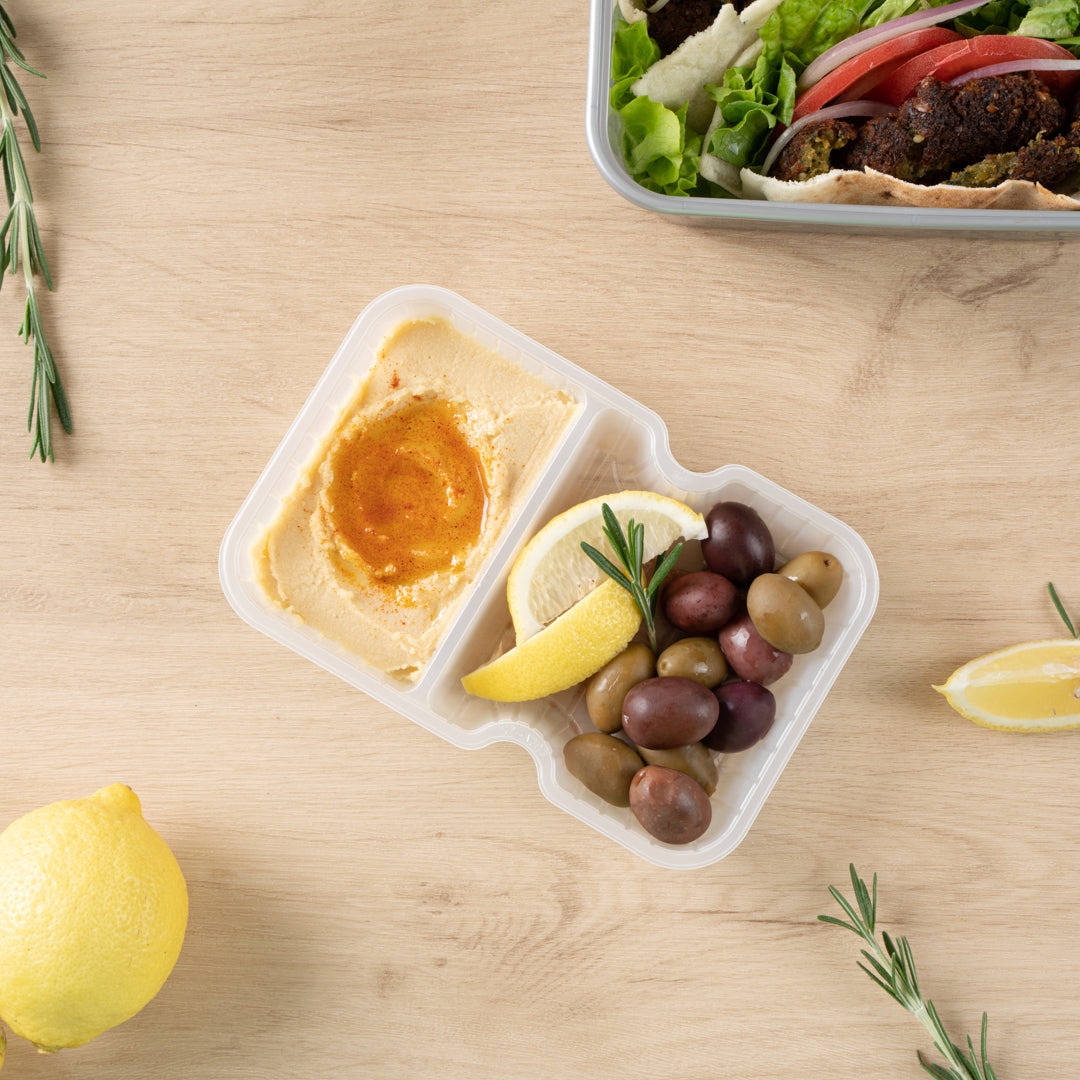 Futura 10 oz White Plastic Wide 2-Compartment Insert Tray - Fits 32 and 37 oz Containers, Microwavable - 100 count box