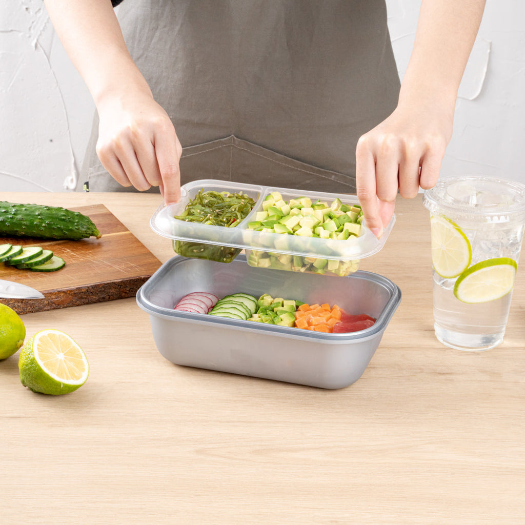 Futura 17 oz Clear Plastic 2-Compartment Insert Tray - Fits 46 oz Container, Microwavable - 100 count box