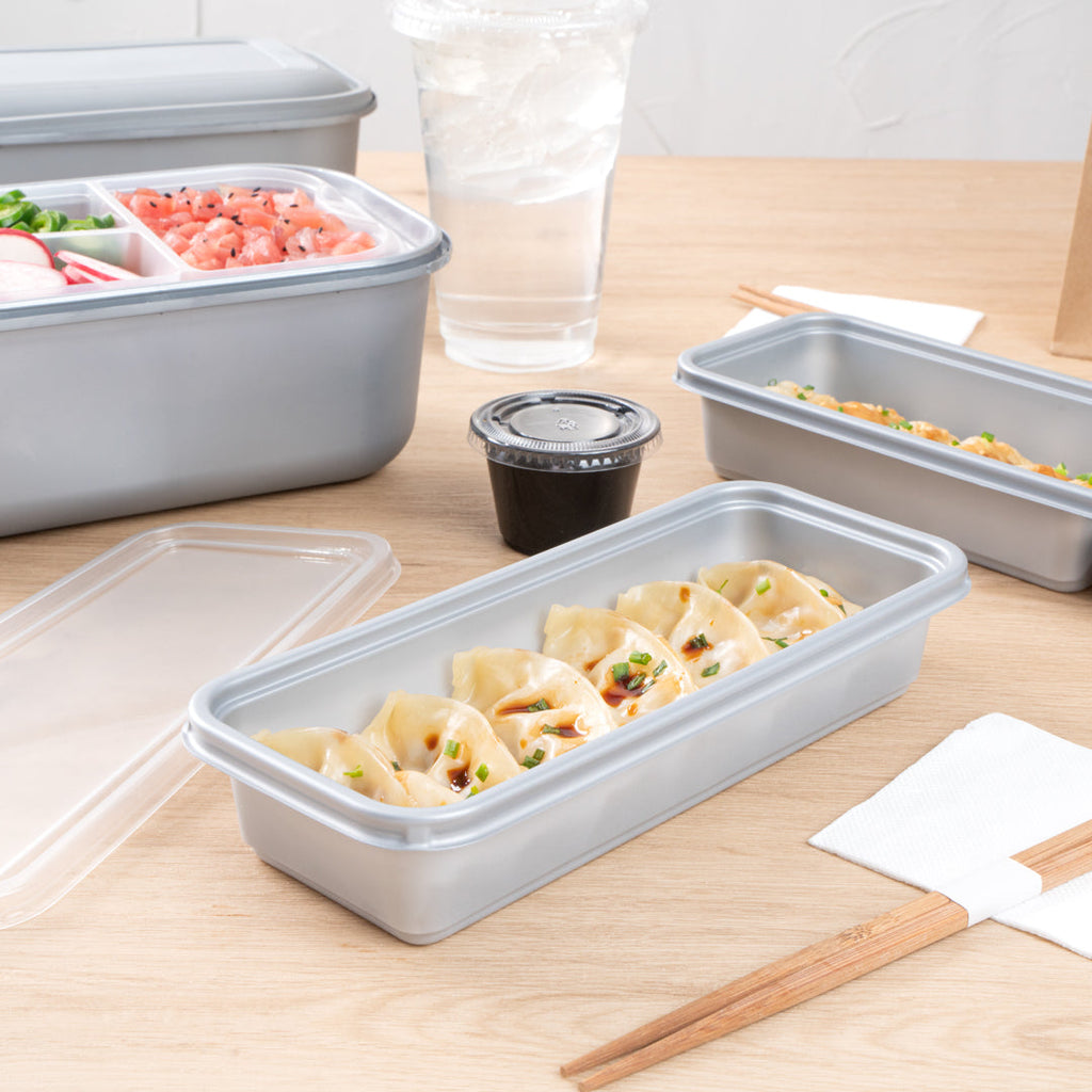Futura 20 oz Silver Plastic Catering Container - with Clear Lid, Microwavable - 8 3/4" x 3 3/4" x 1 3/4" - 100 count box