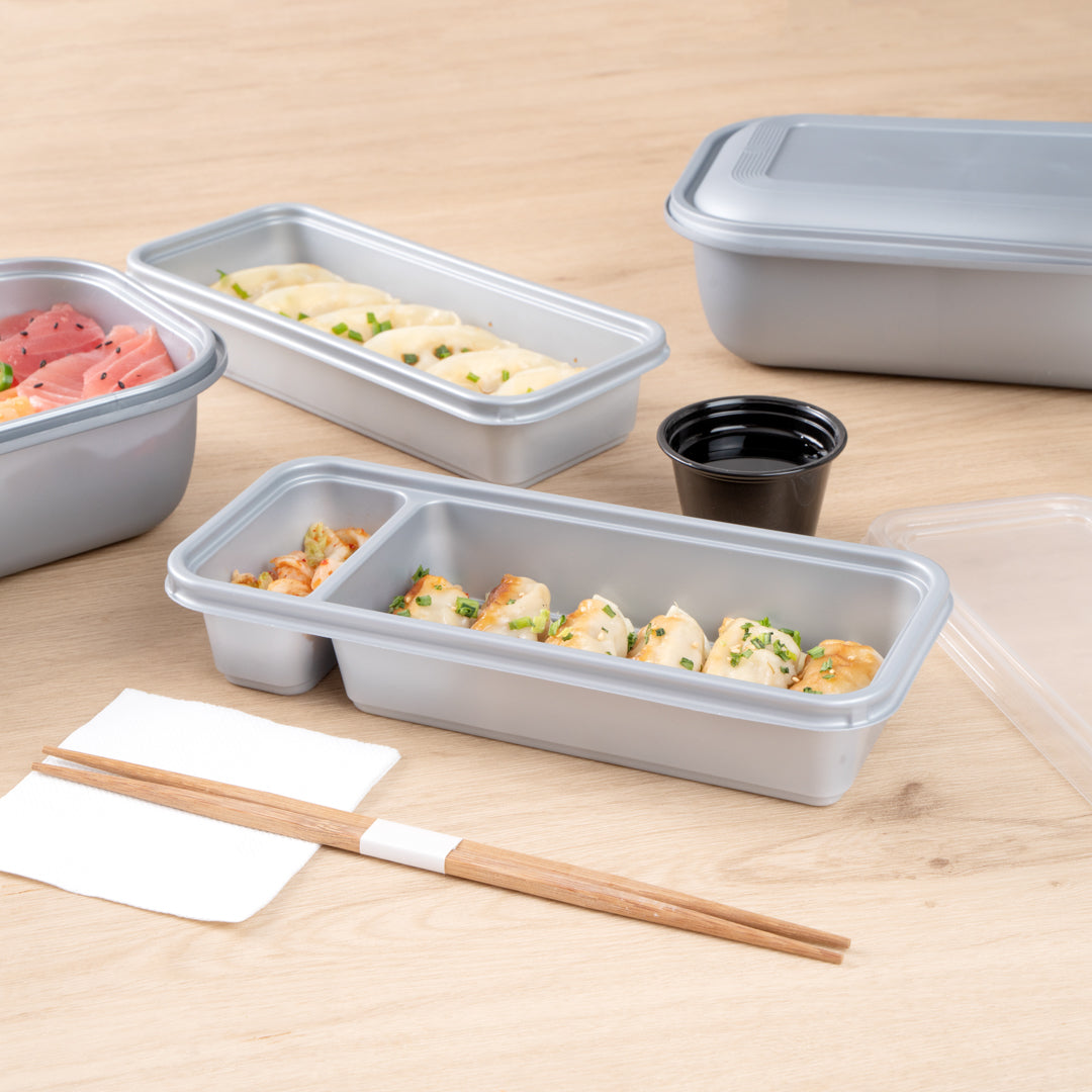 Futura 20 oz Silver Plastic 2-Compartment Catering Container - with Clear Lid, Microwavable - 8 3/4" x 3 3/4" x 1 3/4" - 100 count box
