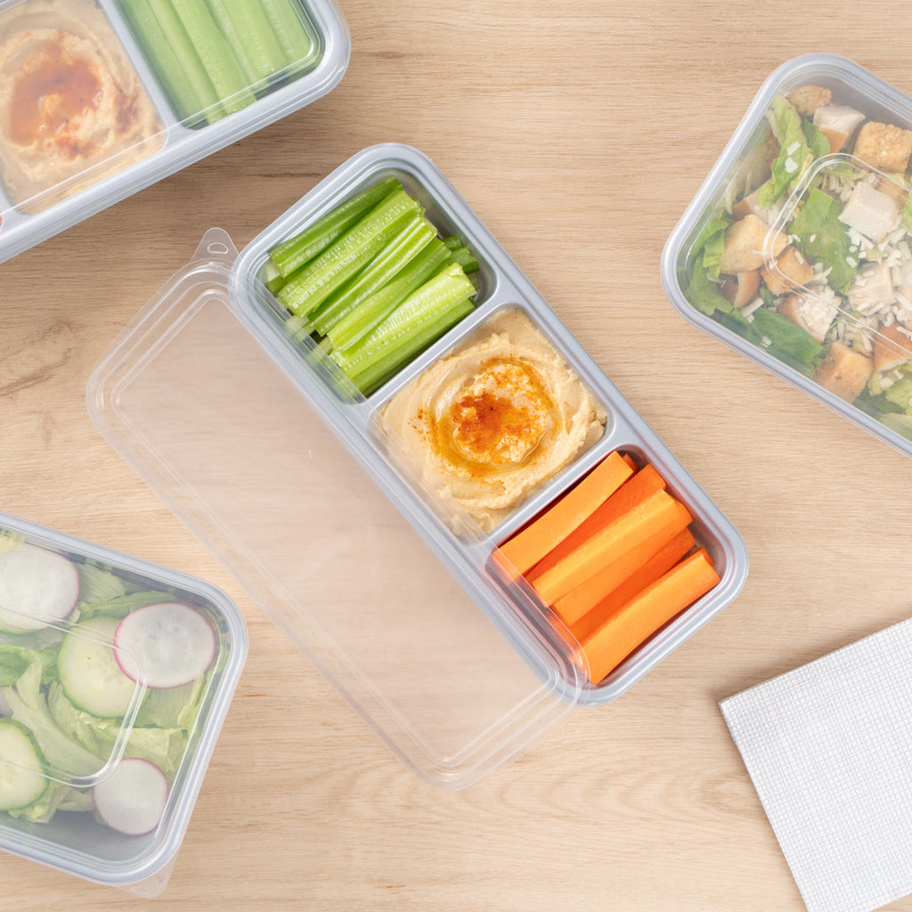 Futura 20 oz Silver Plastic 3-Compartment Catering Container - with Clear Lid, Microwavable - 8 3/4" x 3 3/4" x 1 3/4" - 100 count box