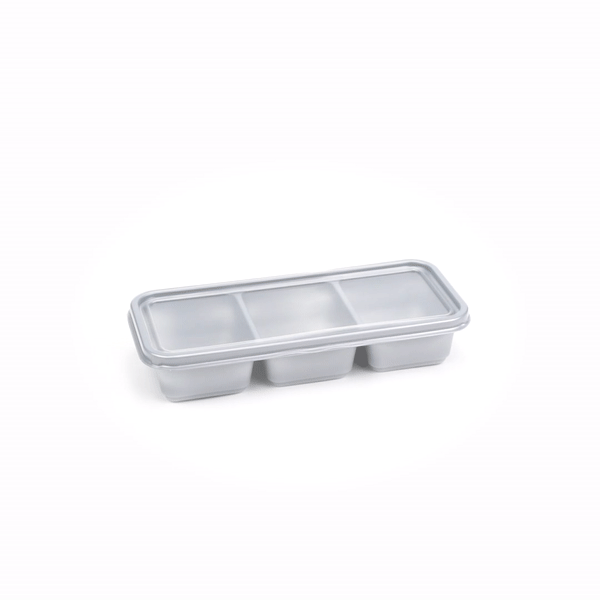 Futura 20 oz Silver Plastic 3-Compartment Catering Container - with Clear Lid, Microwavable - 8 3/4" x 3 3/4" x 1 3/4" - 100 count box