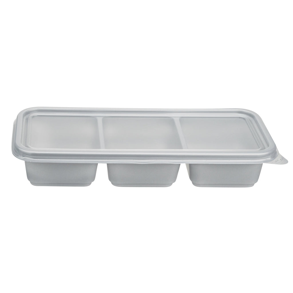 Futura 20 oz Silver Plastic 3-Compartment Catering Container - with Clear Lid, Microwavable - 8 3/4" x 3 3/4" x 1 3/4" - 100 count box