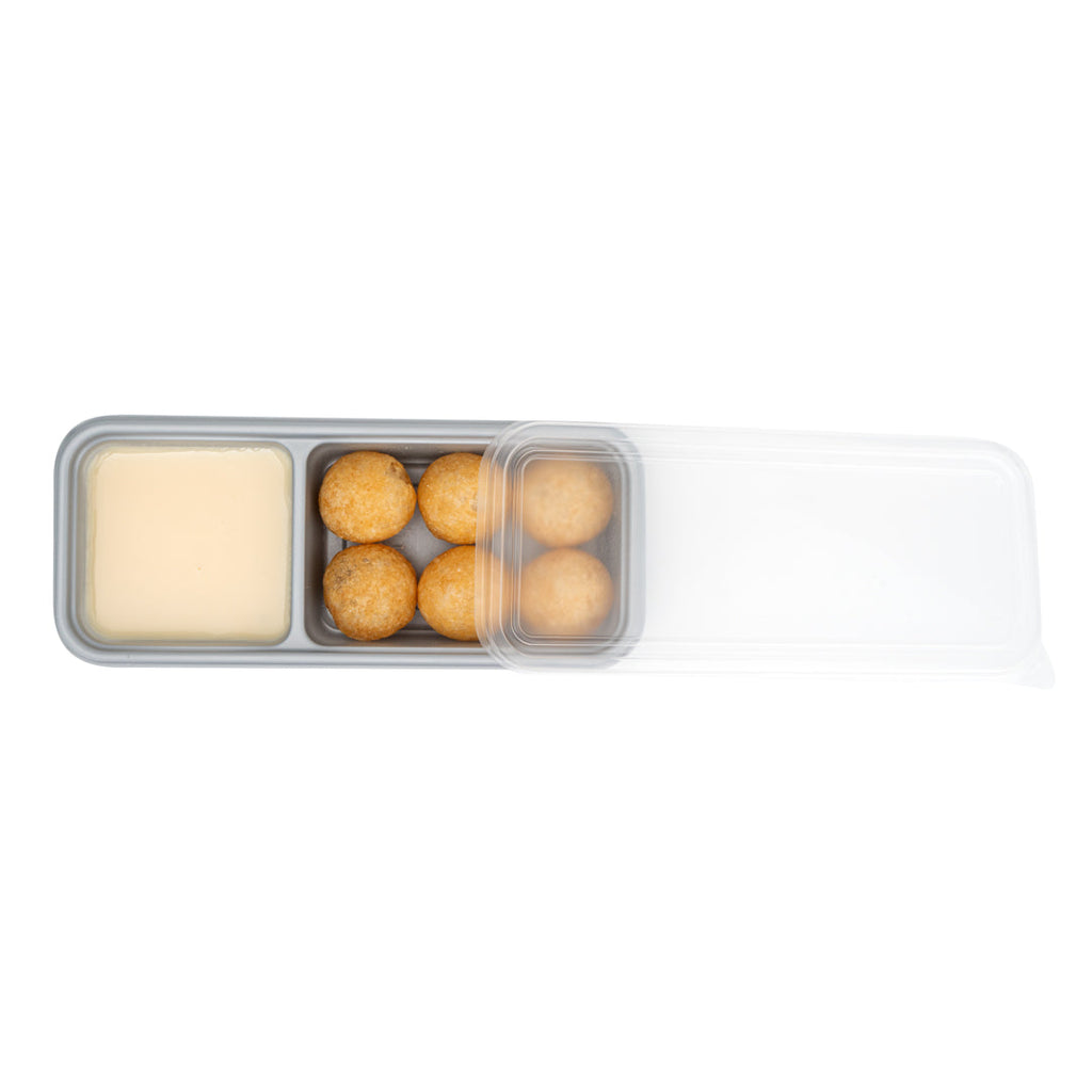 Futura 20 oz Silver Plastic Wide 2-Compartment Catering Container - with Clear Lid, Microwavable - 8 3/4" x 3 3/4" x 1 3/4" - 100 count box