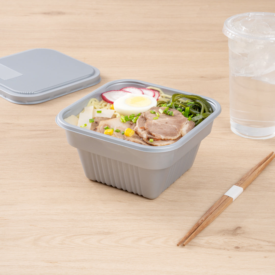 Futura 34 oz Silver Plastic Take Out Bowl - with Lid, Microwavable, Inserts Available - 6" x 6" x 3 1/4" - 100 count box