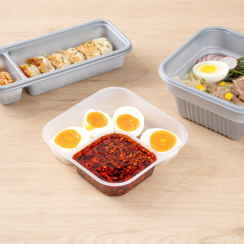 Futura 14 oz Clear Plastic 2-Compartment Insert Tray - Fits 34 oz Bowl, Microwavable - 100 count box