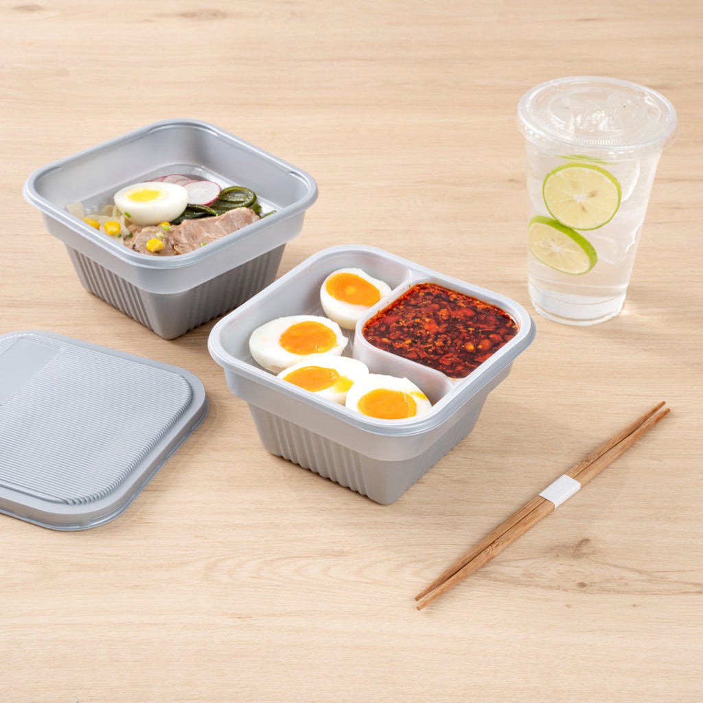Futura 14 oz Clear Plastic 2-Compartment Insert Tray - Fits 34 oz Bowl, Microwavable - 100 count box