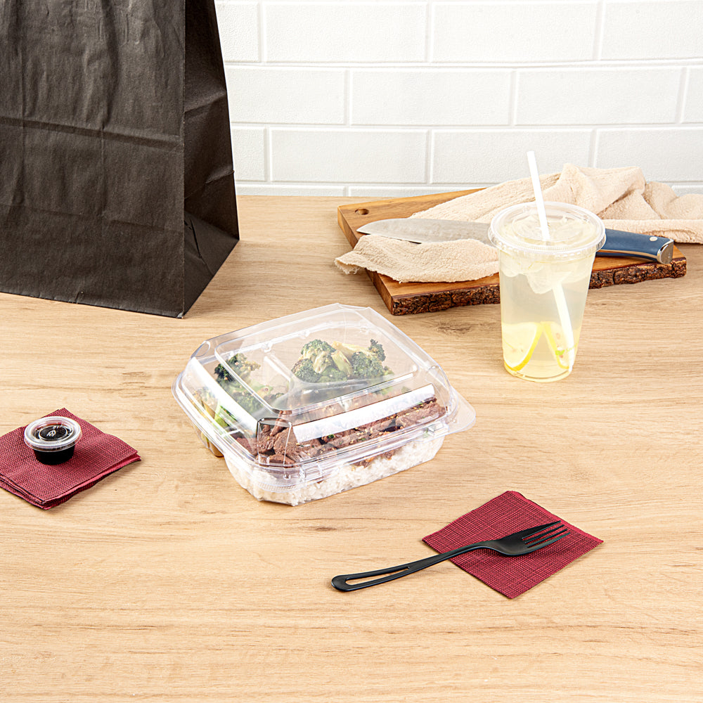 Thermo Tek 34 oz Square Clear Plastic Clamshell Container - 3-Compartment, Anti-Fog - 7 3/4" x 7 3/4" x 2 1/2" - 100 count box
