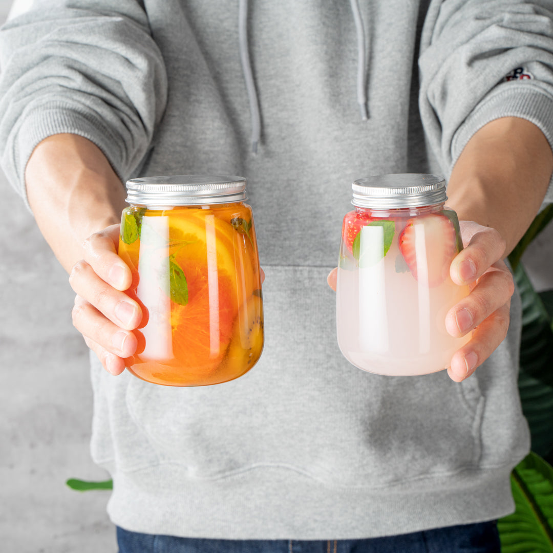 Bottle Tek 17 oz Clear Plastic Candy Jar / Juice Bottle - with Aluminum Lid - 3 1/4" x 3 1/4" x 4 1/2" - 100 count box