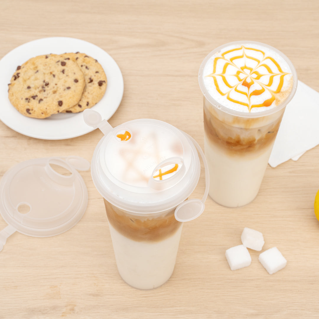 Bev Tek Clear Plastic 2-in-1 Straw or Sippy Cup Lid - with Two Plugs, Fits 12, 16 and 24 oz - 500 count box