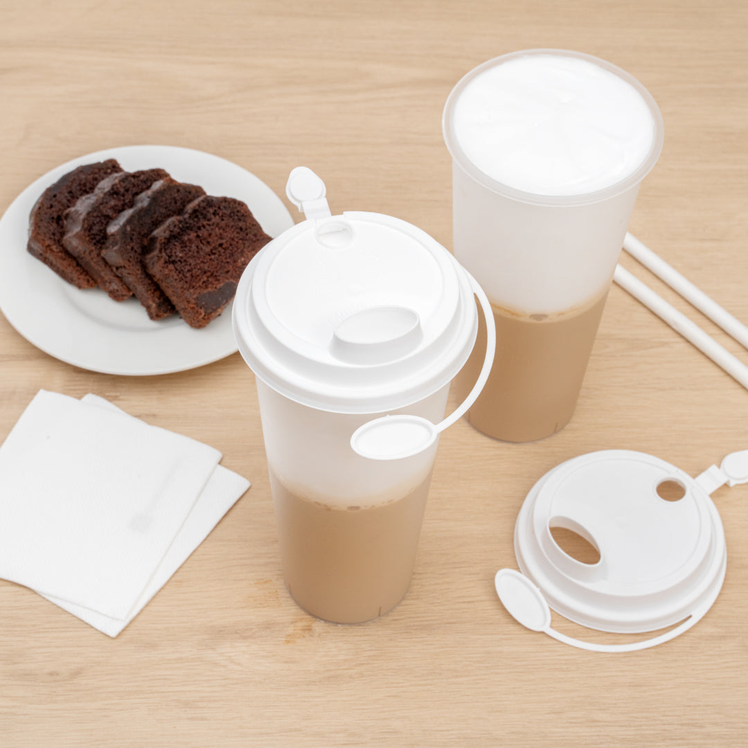 Bev Tek White Plastic 2-in-1 Straw or Sippy Cup Lid - with Two Plugs, Fits 12, 16 and 24 oz - 25 count box