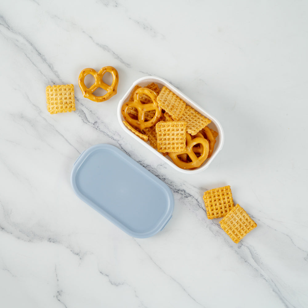 Bento Tek 3 oz White Buddha Box Snack / Sauce Container - with Blue Lid - 3 3/4" x 2 1/4" x 1 1/4" - 4 count box