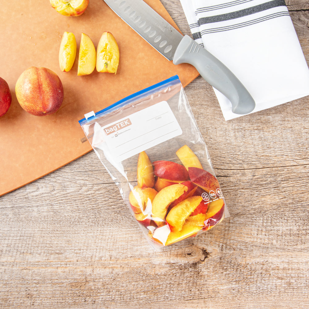 Bag Tek 1 qt Clear Plastic Slider Freezer Bag - Expandable Bottom, Write-On Label, BPA-Free - 6" x 2 1/4" x 8" - 1000 count box