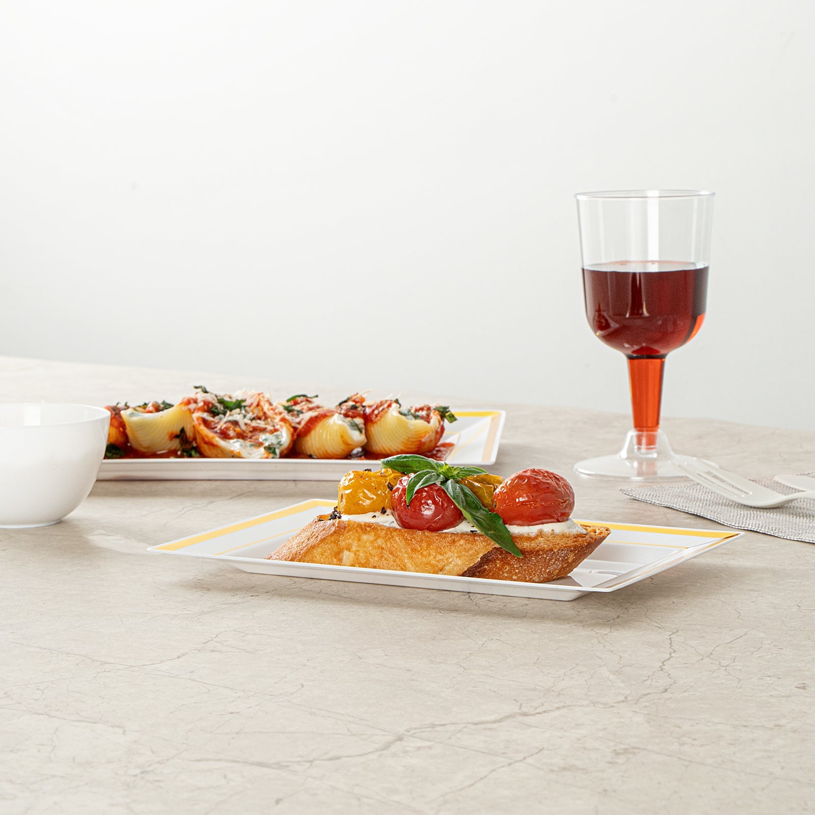Moderna Rectangle White Plastic Gold-Rimmed Plate - 7 1/2" x 5 1/4" x 1/2" - 100 count box