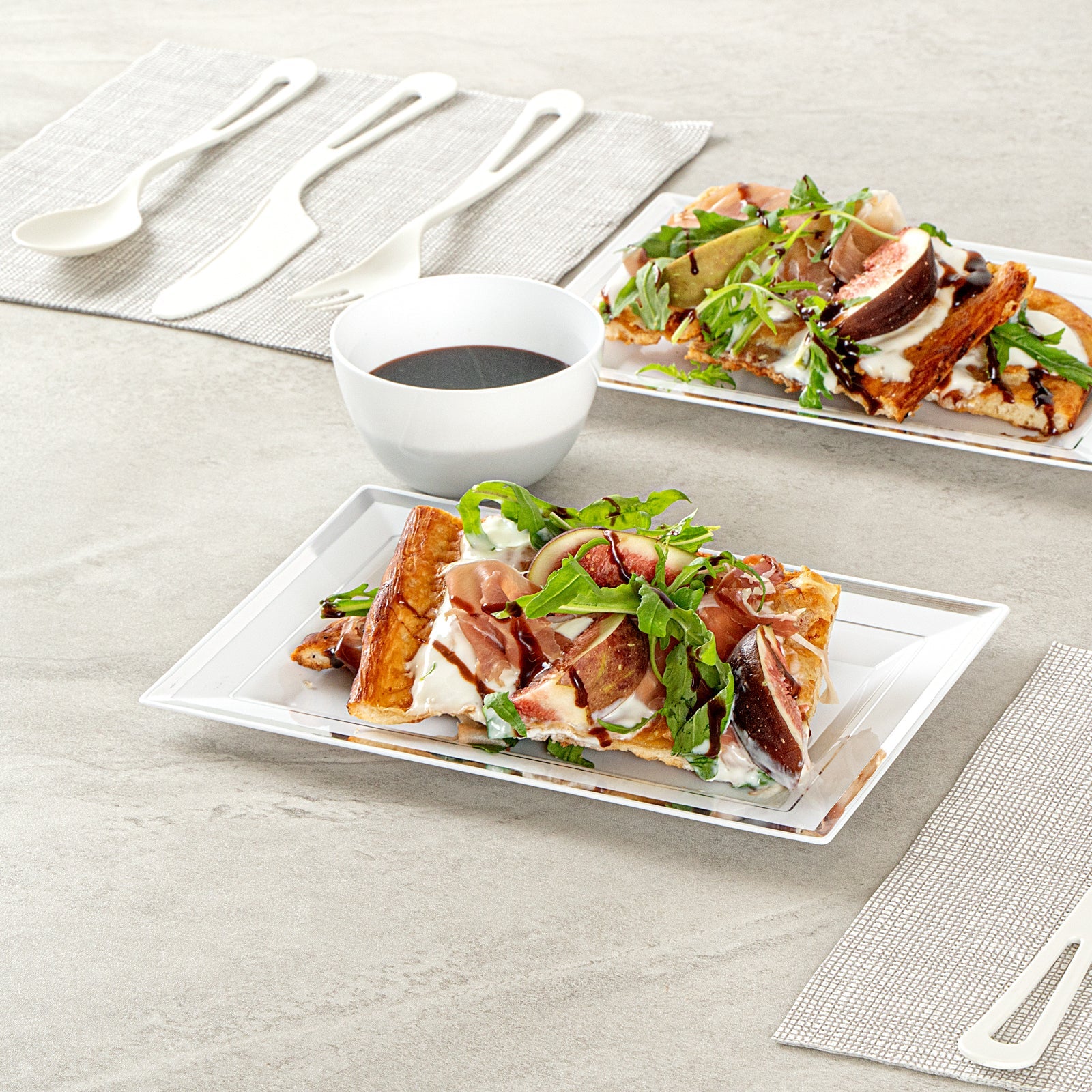 Moderna Rectangle White Plastic Silver-Rimmed Plate - 7 1/2" x 5 1/4" x 1/2" - 100 count box