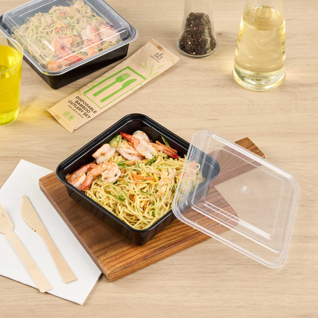 Thermo Tek 32 oz Square Black Plastic Take Out Container - with Lid - 7" x 7" x 2 1/2" - 50 count box