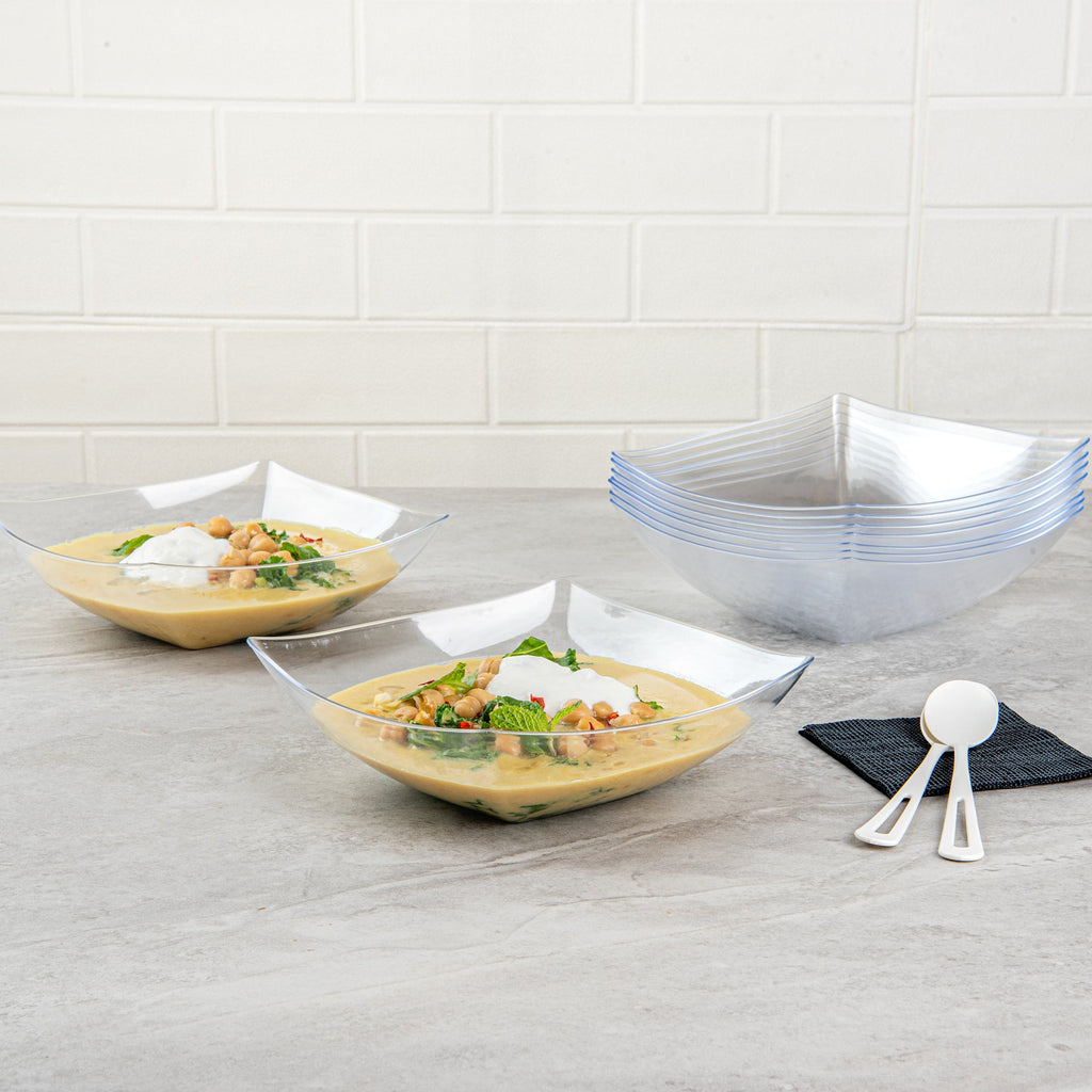 Moderna 32 oz Square Clear Plastic Bowl - 7 3/4" x 7 3/4" x 2 1/4" - 10 count box