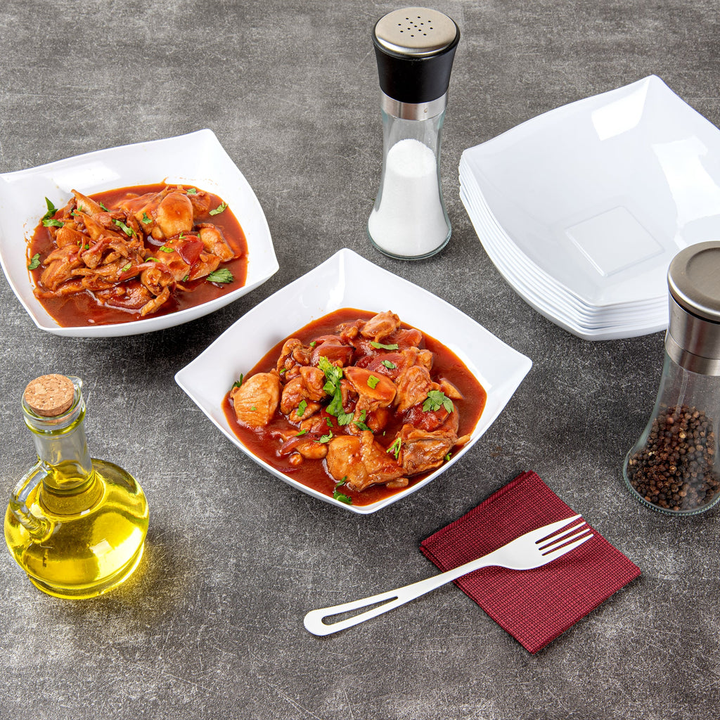 Moderna 32 oz Square White Plastic Bowl - 7 3/4" x 7 3/4" x 2 1/4" - 10 count box