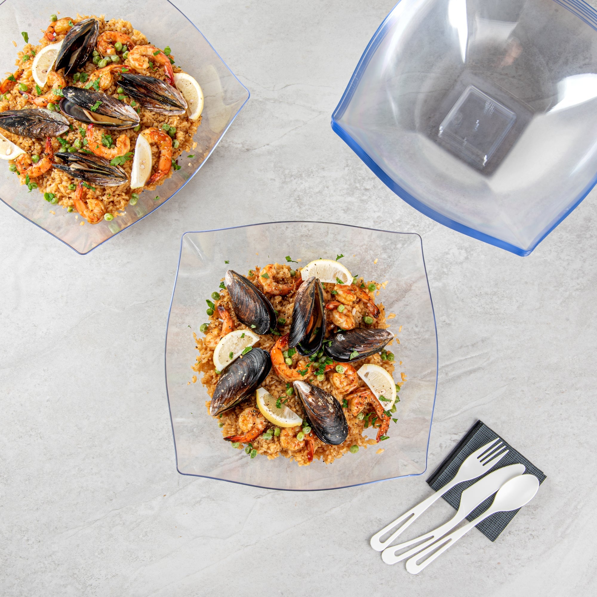 Moderna 128 oz Square Clear Plastic Serving Bowl - 12" x 12" x 4" - 10 count box